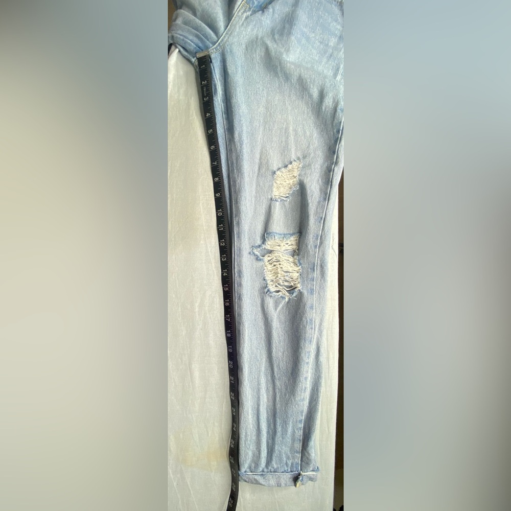 Cotton On Women’s Ripped Jeans Size 2 - Picture 9 of 11